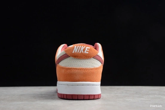 Russet BQ6817-202 SB Dark Pro Nike Dunk Low Cedar 0715